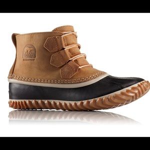 Sorel Out N About Leather Elk/Black Boots